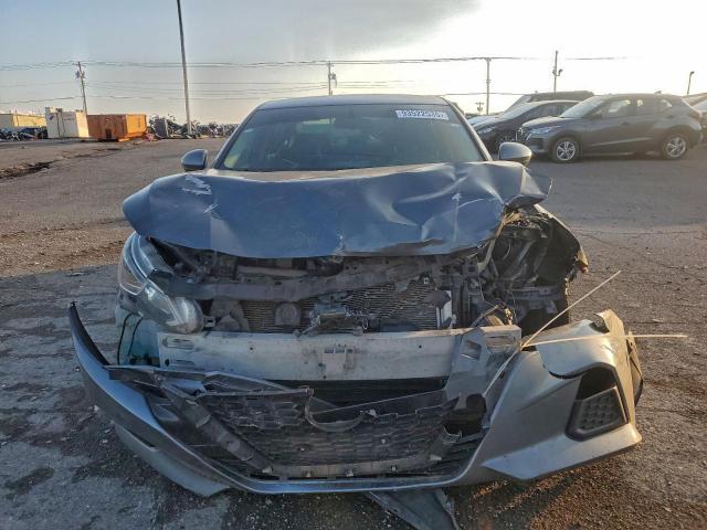 Nissan Altima S Image 12