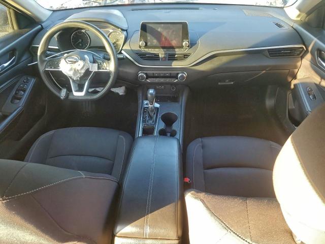 Nissan Altima S Image 11