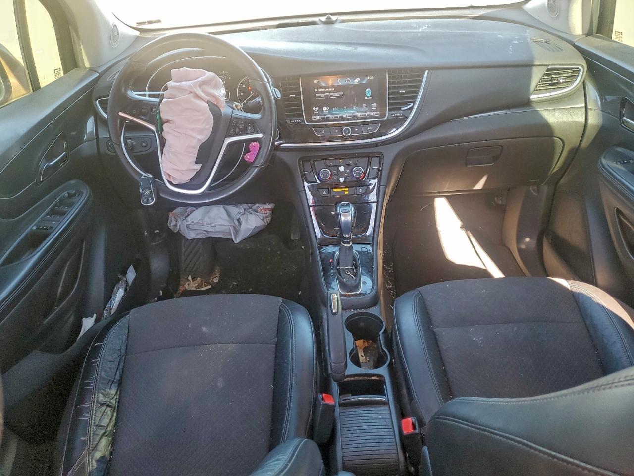 Buick Encore Sport Touring Image 7