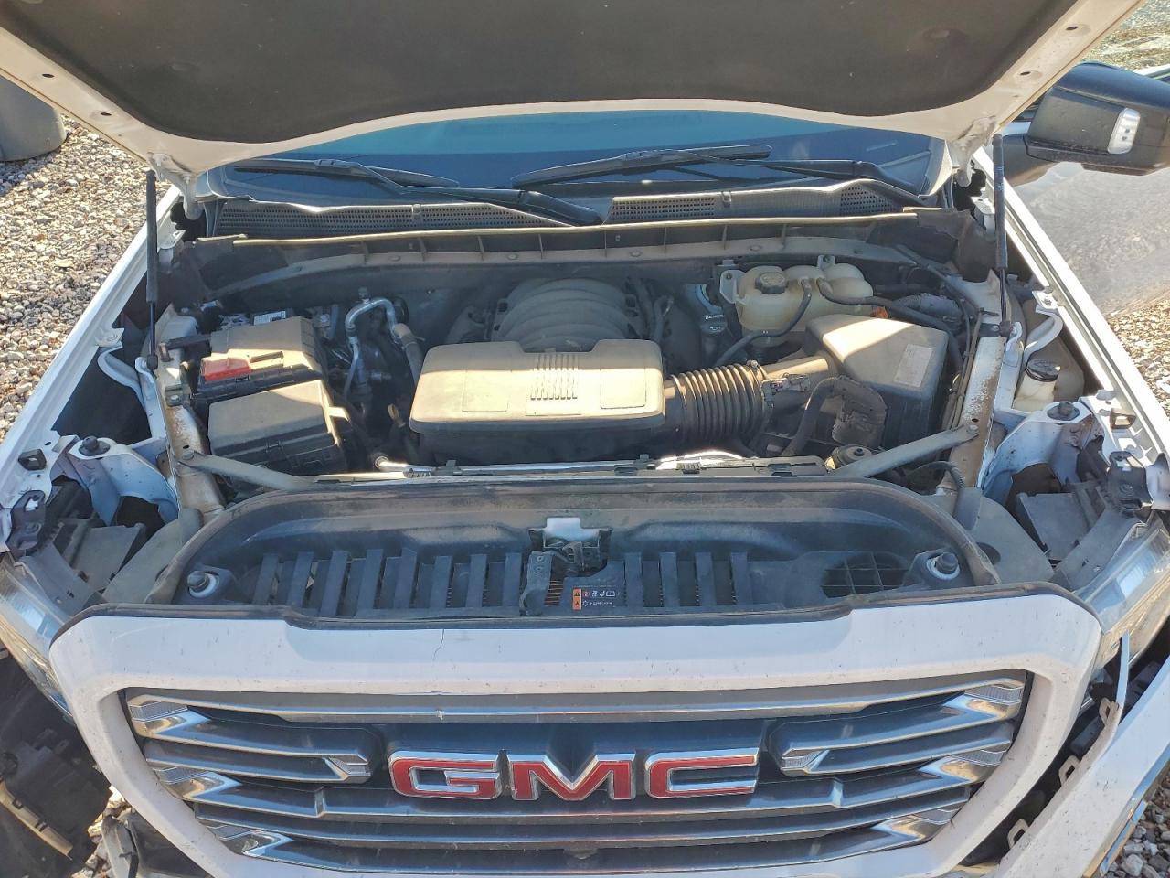 GMC Sierra K1500 At4 Image 9