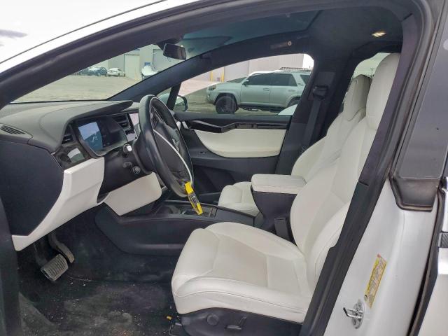 Tesla Model X Image 9