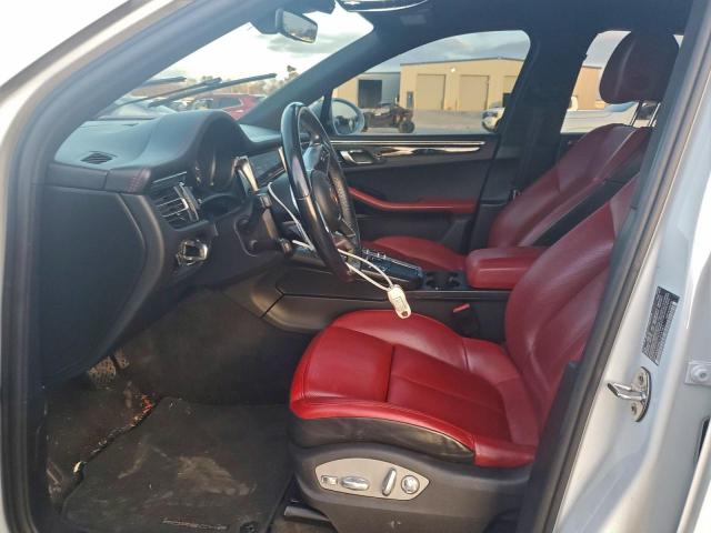 Porsche Macan Image 13