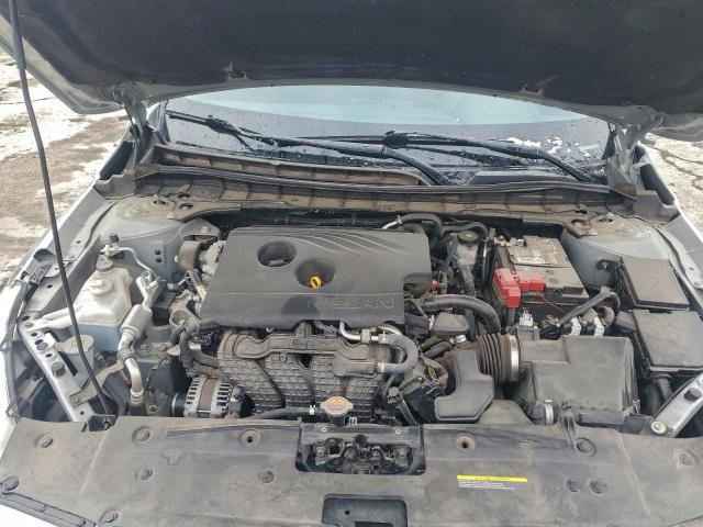 Nissan Altima S Image 9