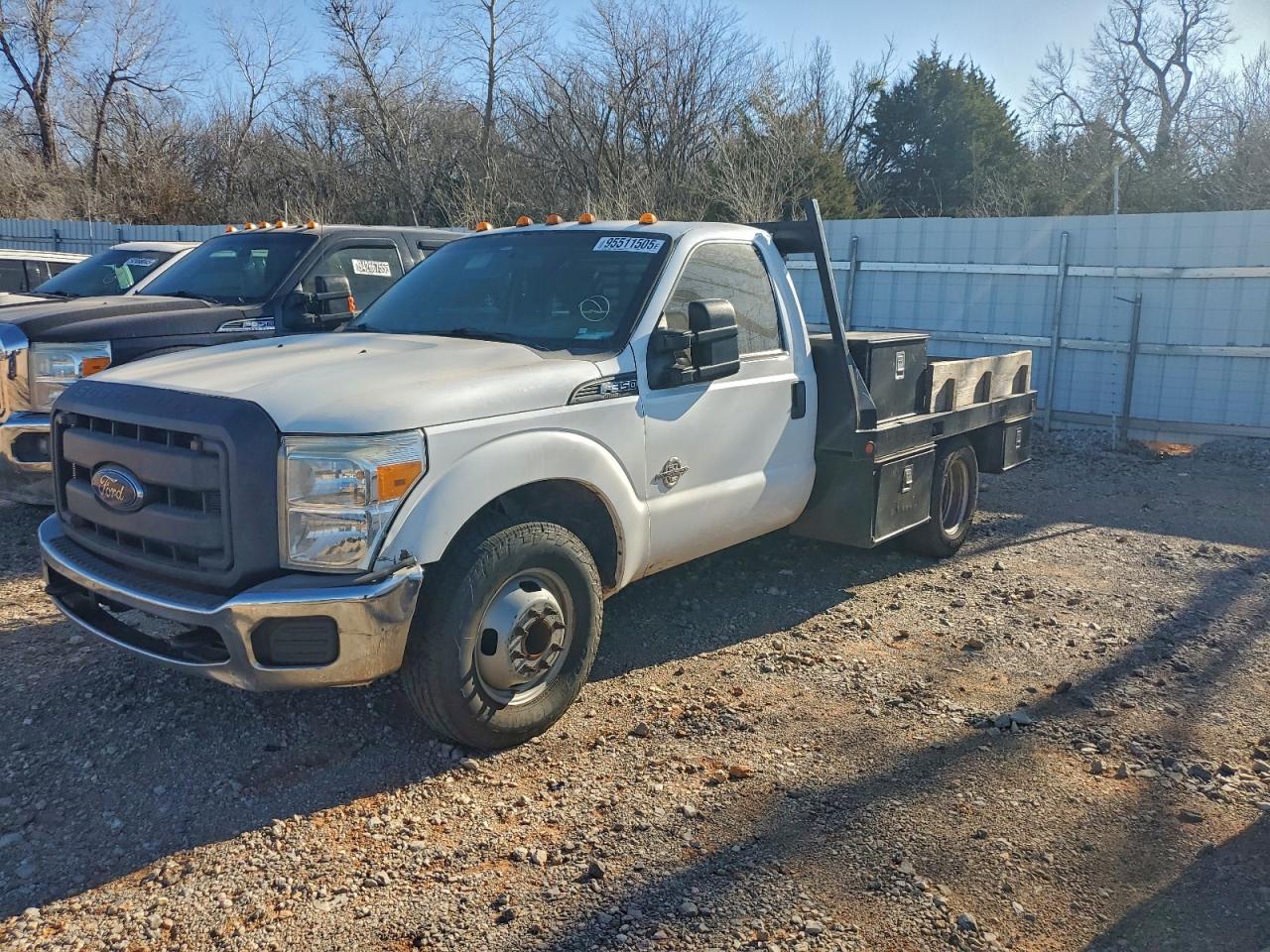Ford F-350 Super Duty Image 1