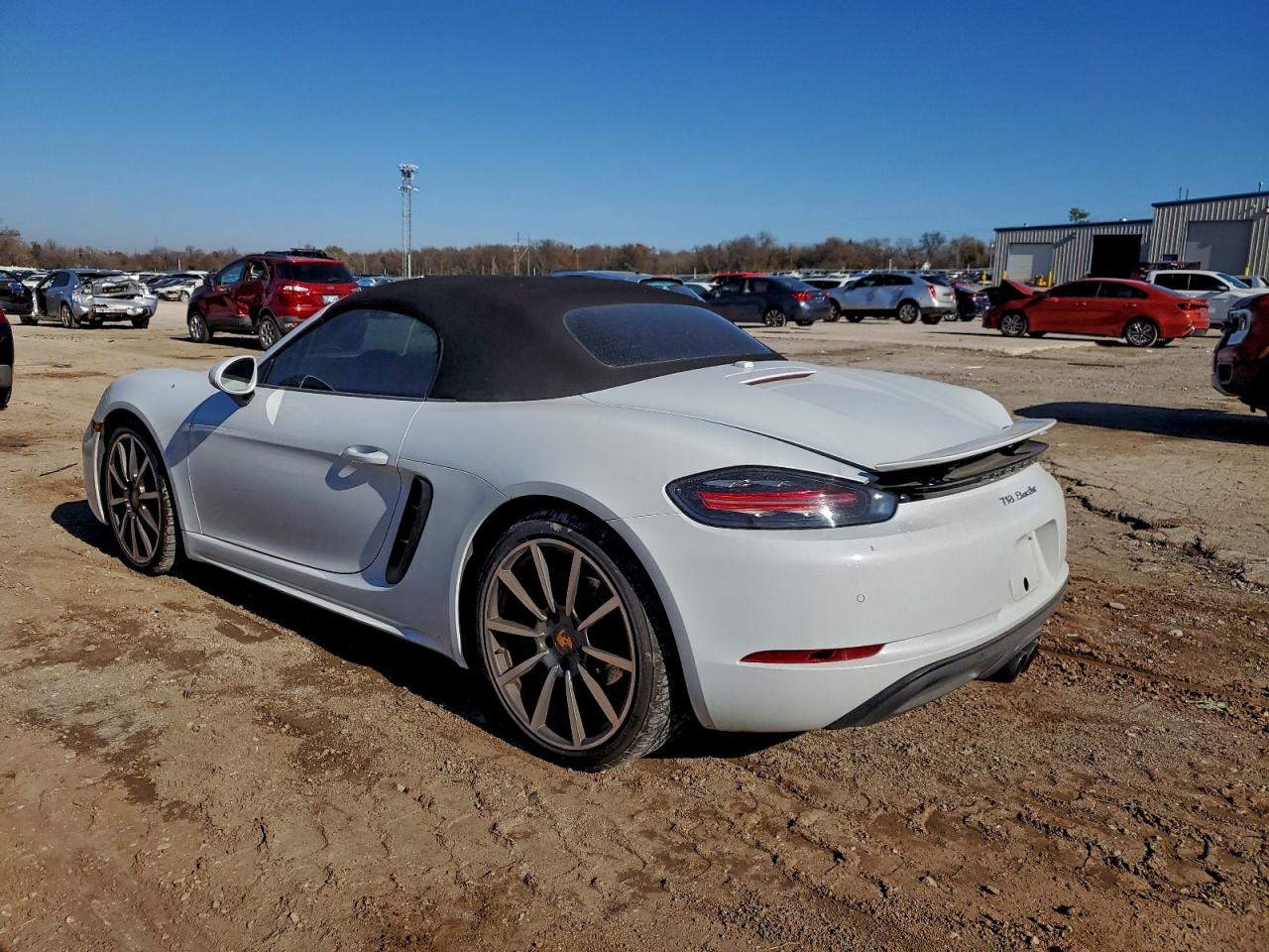 Porsche Boxster Base Image 12