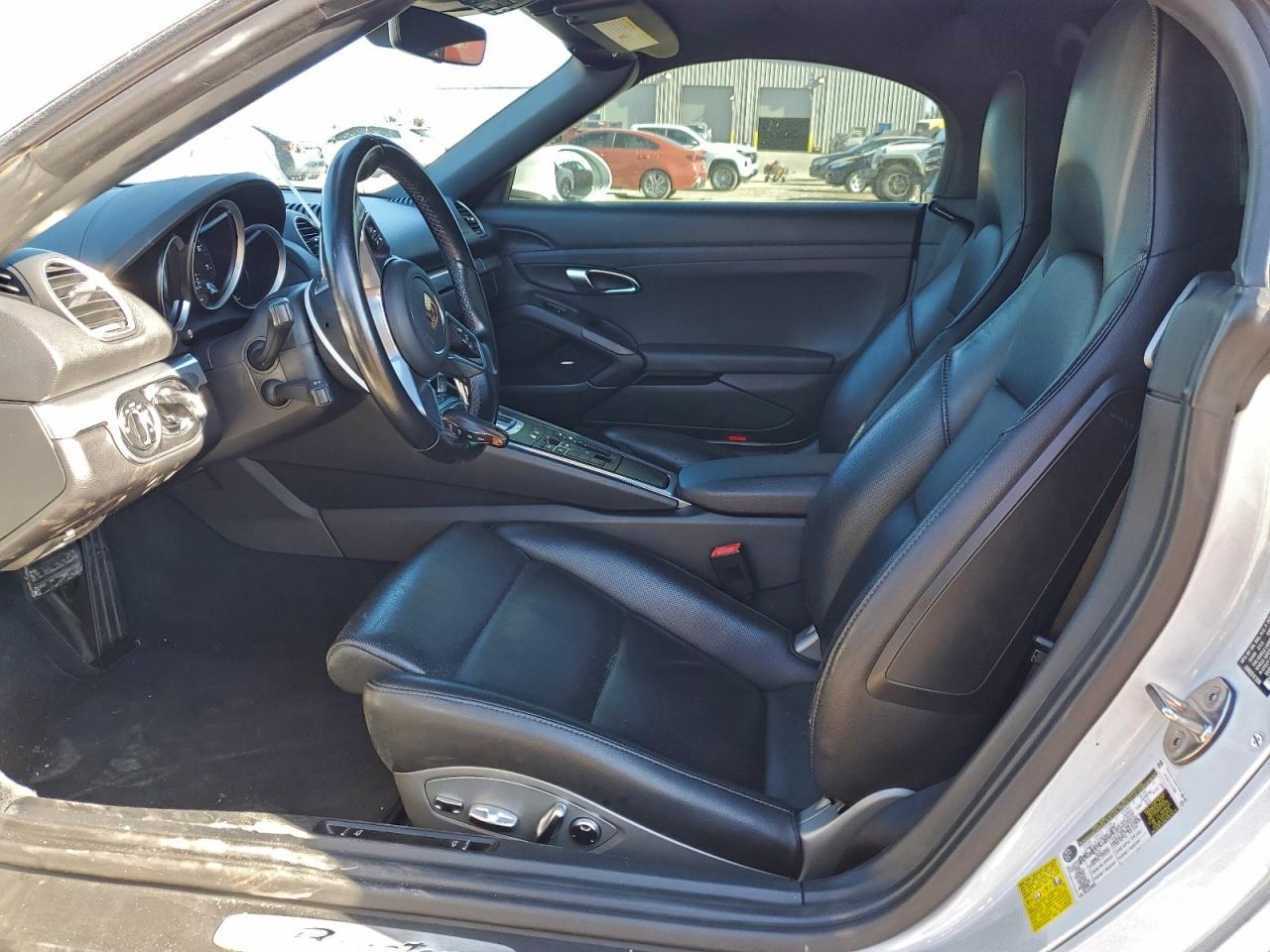 Porsche Boxster Base Image 6