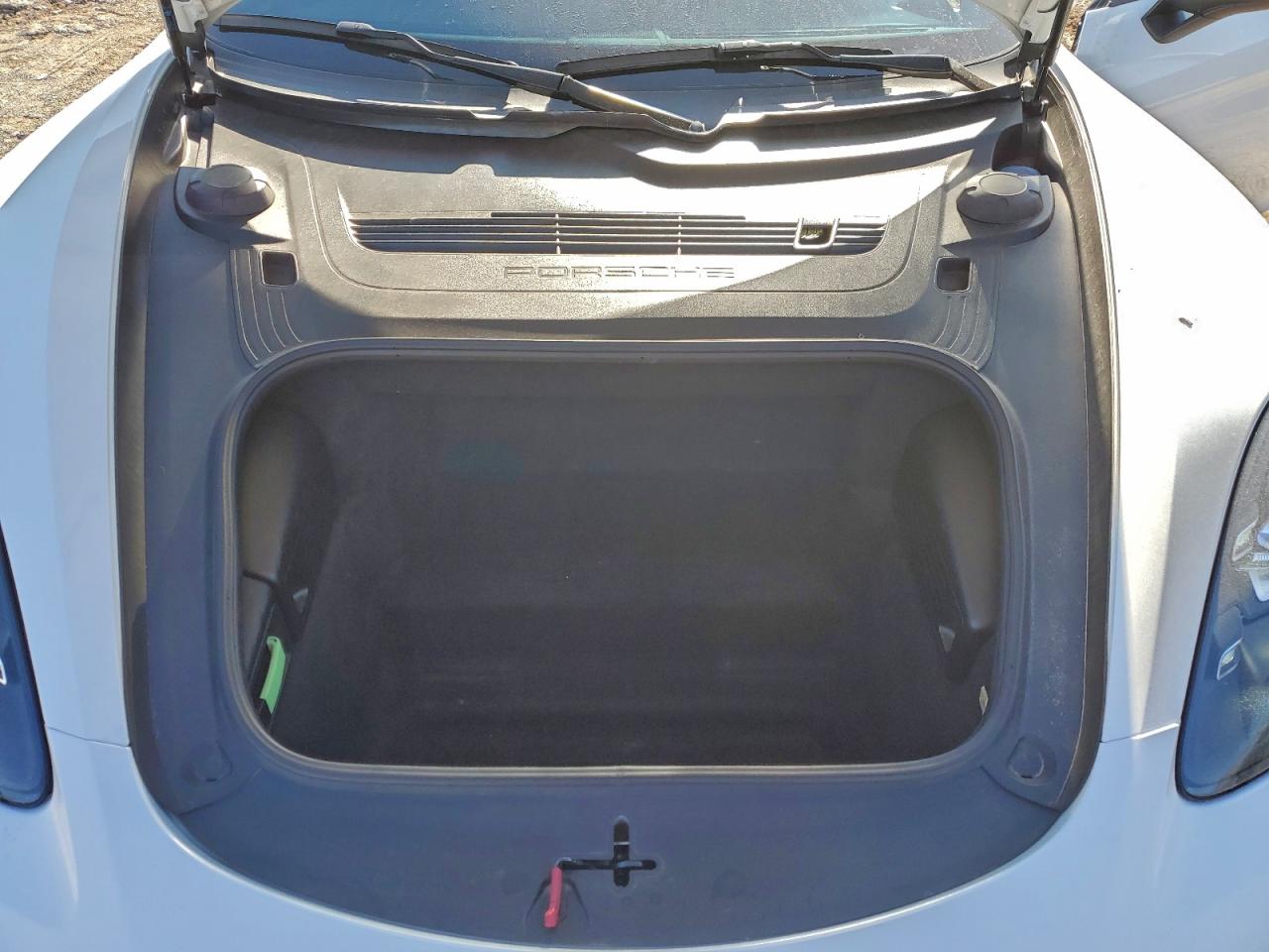 Porsche Boxster Base Image 9