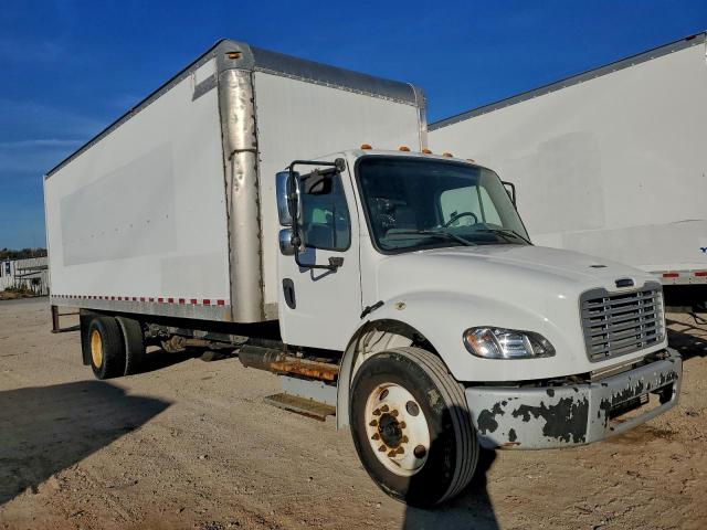 Freightliner M2 106 Medium Duty Image 2