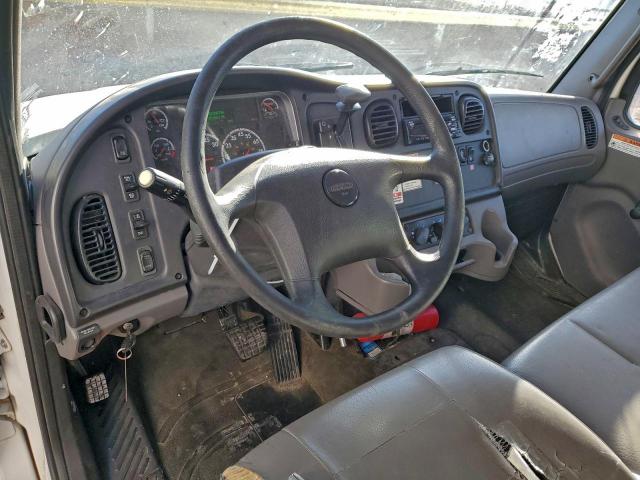 Freightliner M2 106 Medium Duty Image 9