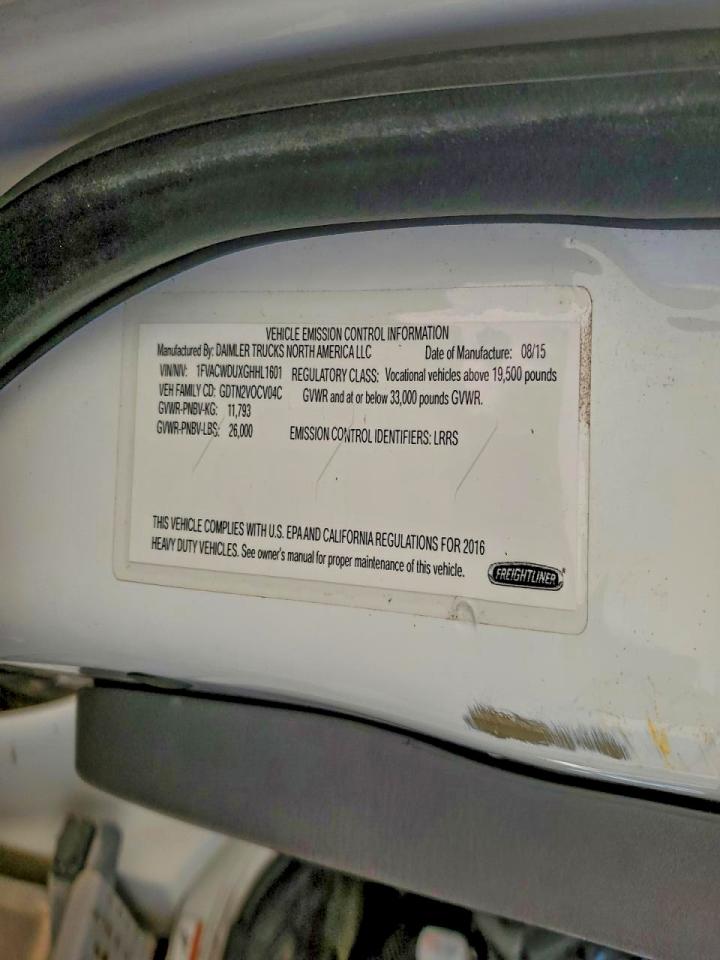 Freightliner M2 106 Medium Duty Image 7