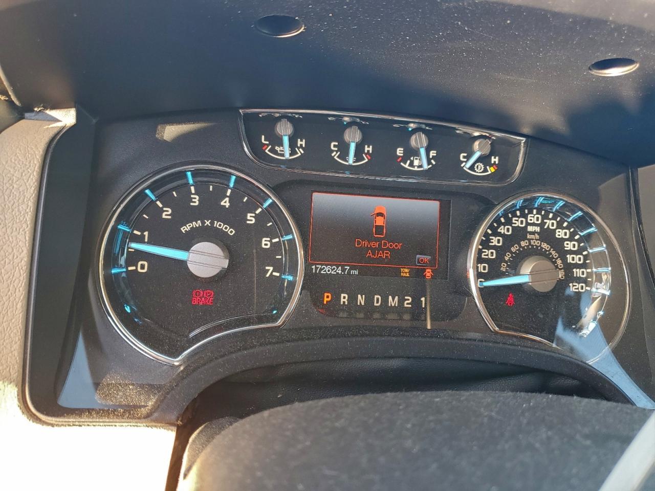 Ford F-150 Supercrew Image 10