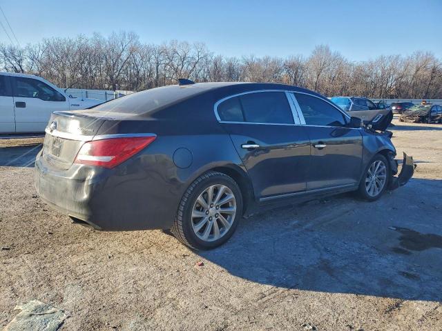 Buick LaCrosse Image 7