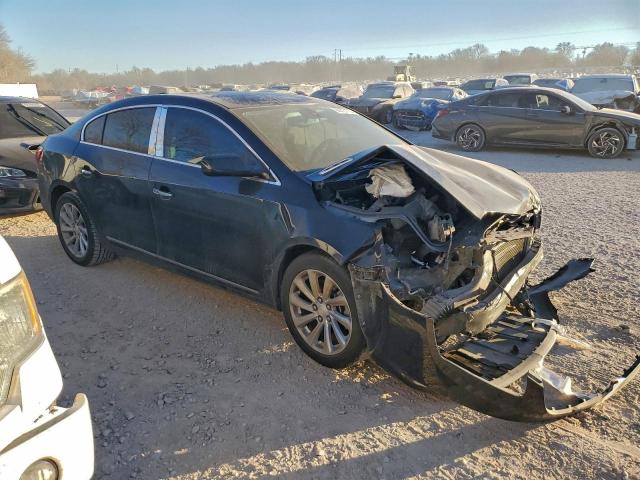 Buick LaCrosse Image 3