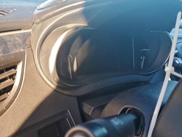 Buick LaCrosse Image 8