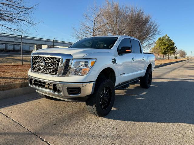 Nissan Titan S Image 3