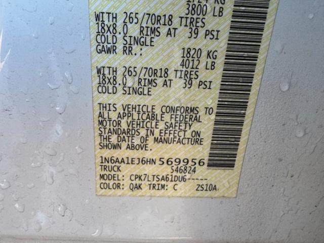 Nissan Titan S Image 8