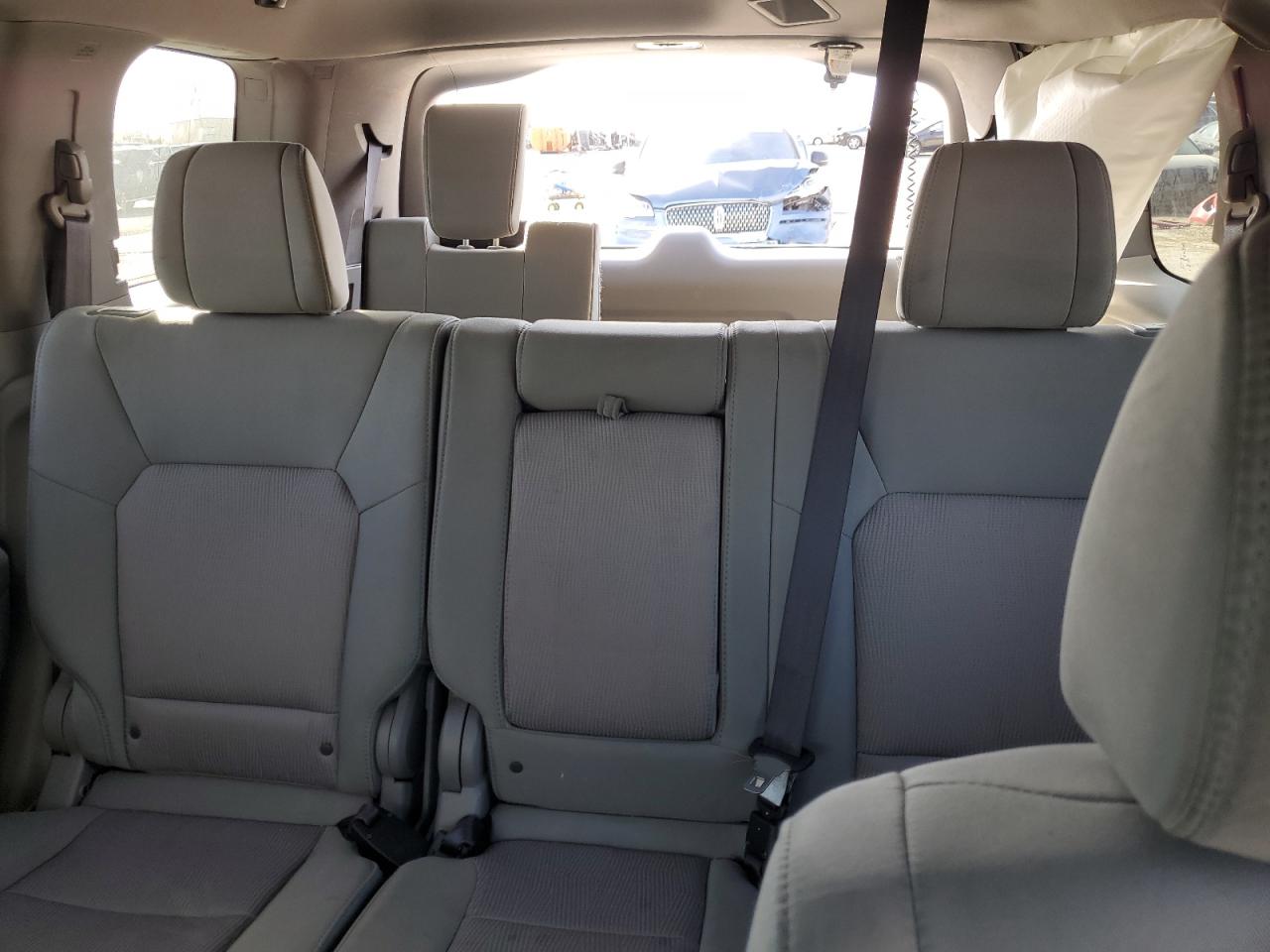 Honda Pilot Ex Image 8