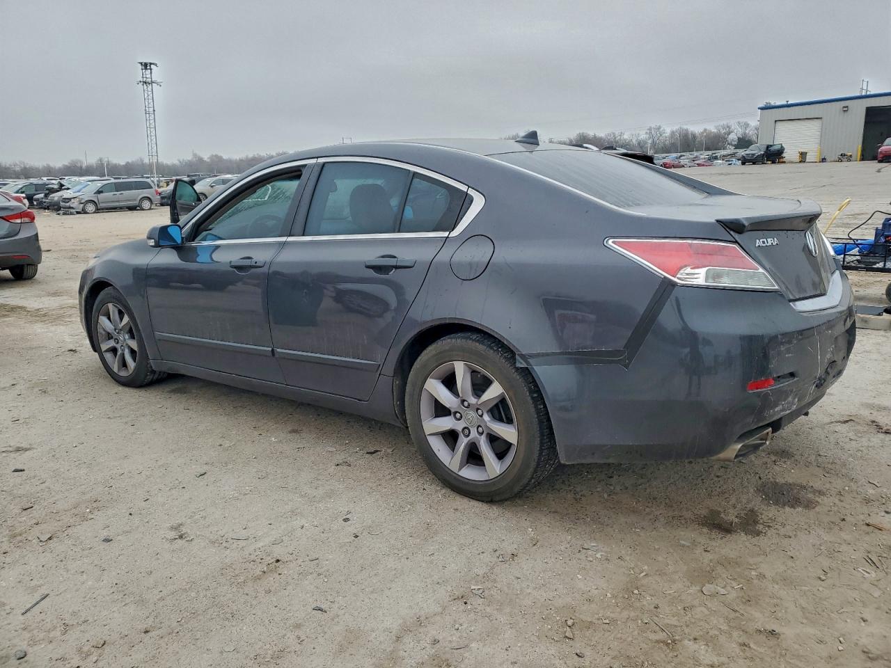 Acura TL Image 2