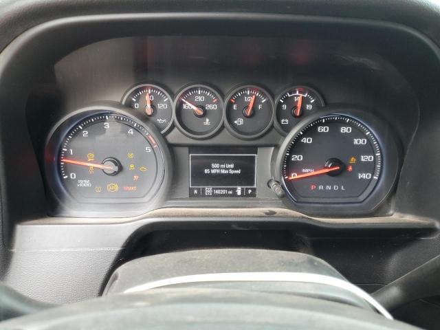 Chevrolet Silverado K3500 Image 9