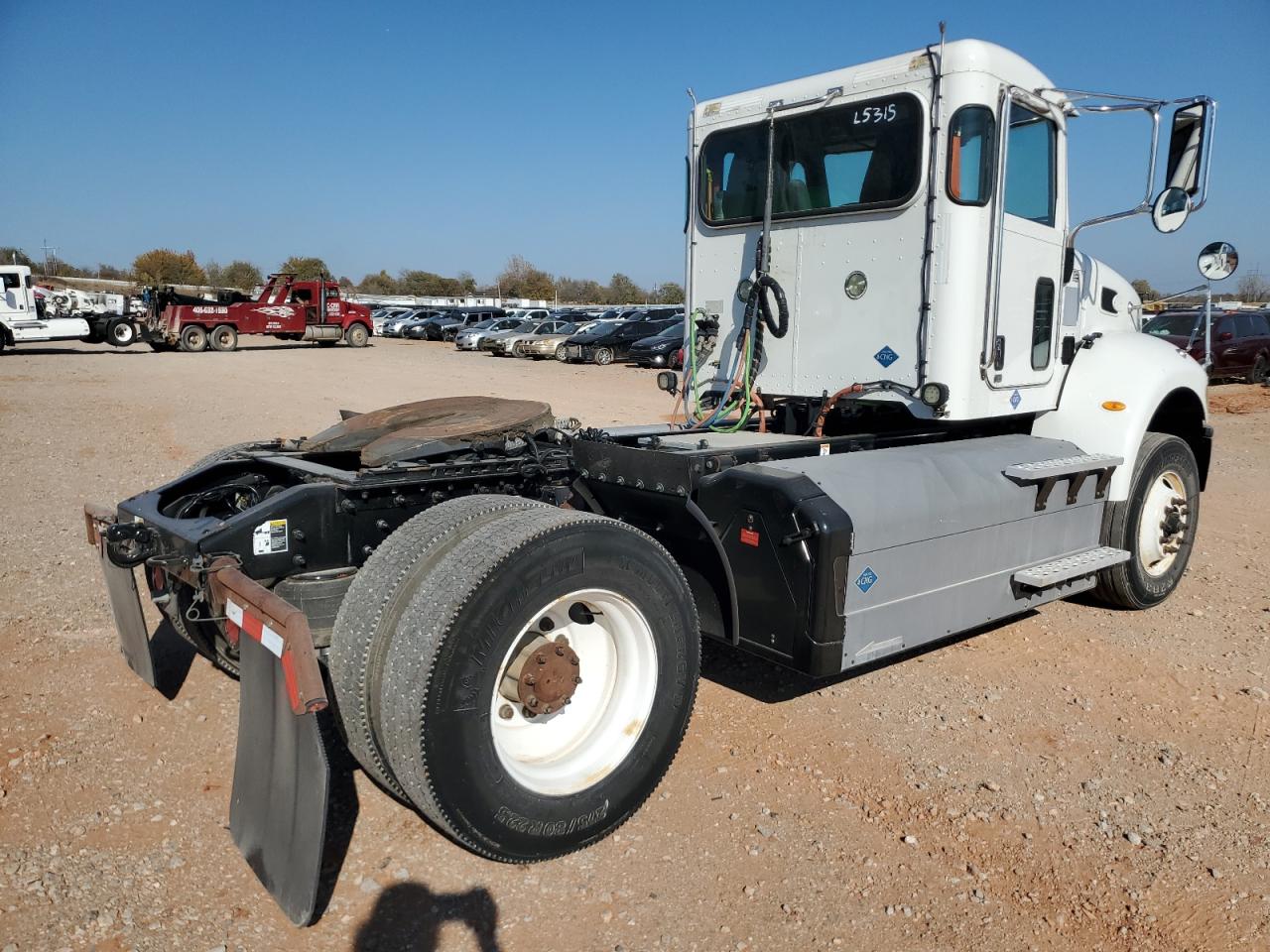 Peterbilt 348 Image 4