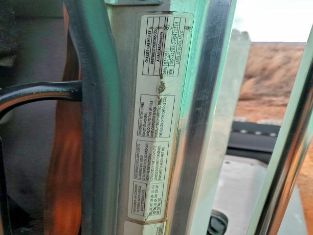 Peterbilt 348 Image 7