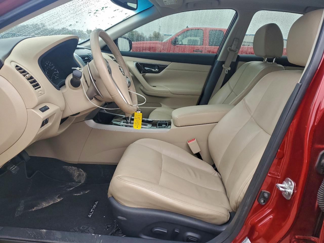 Nissan Altima 3.5s Image 10