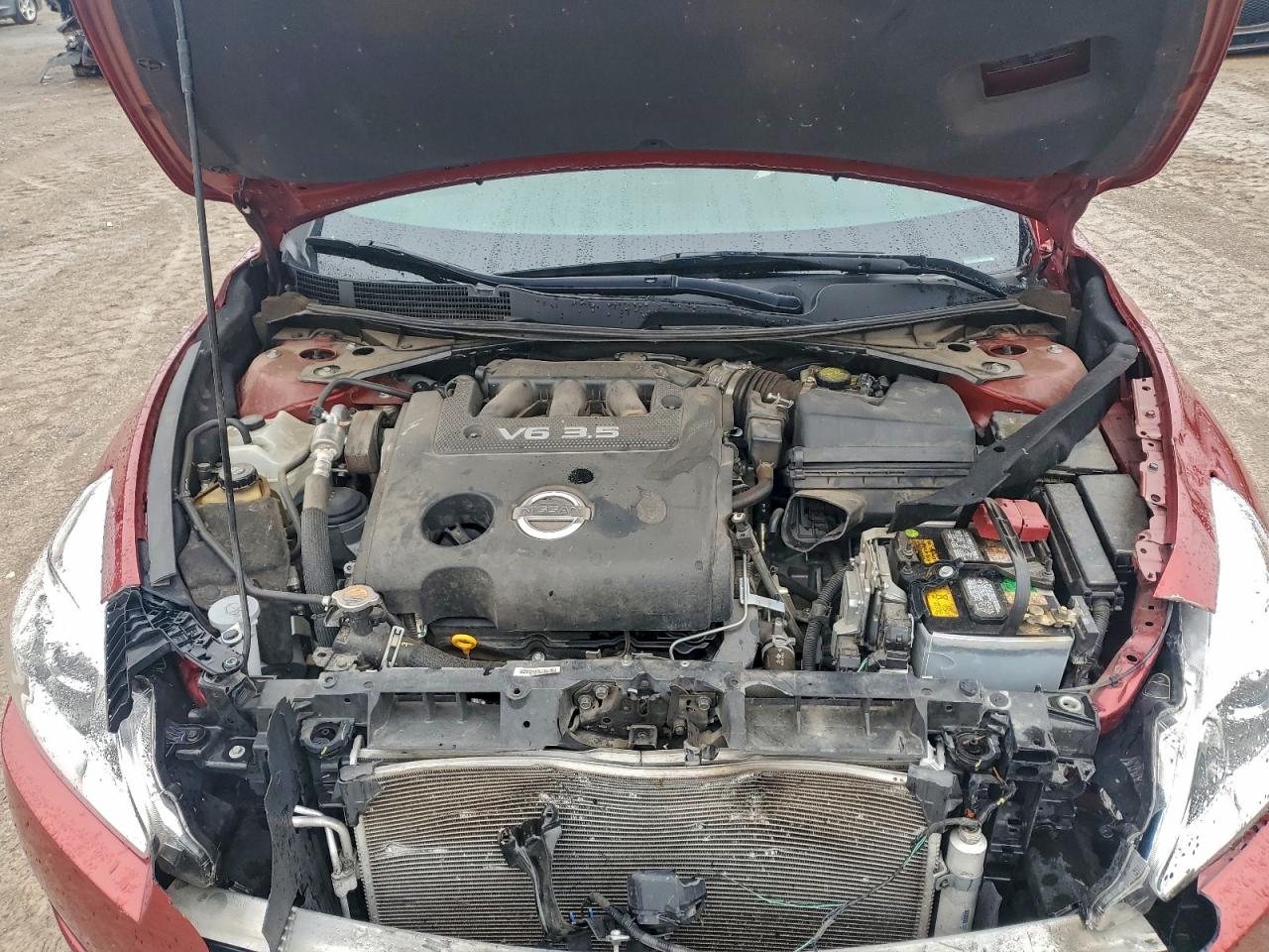 Nissan Altima 3.5s Image 4