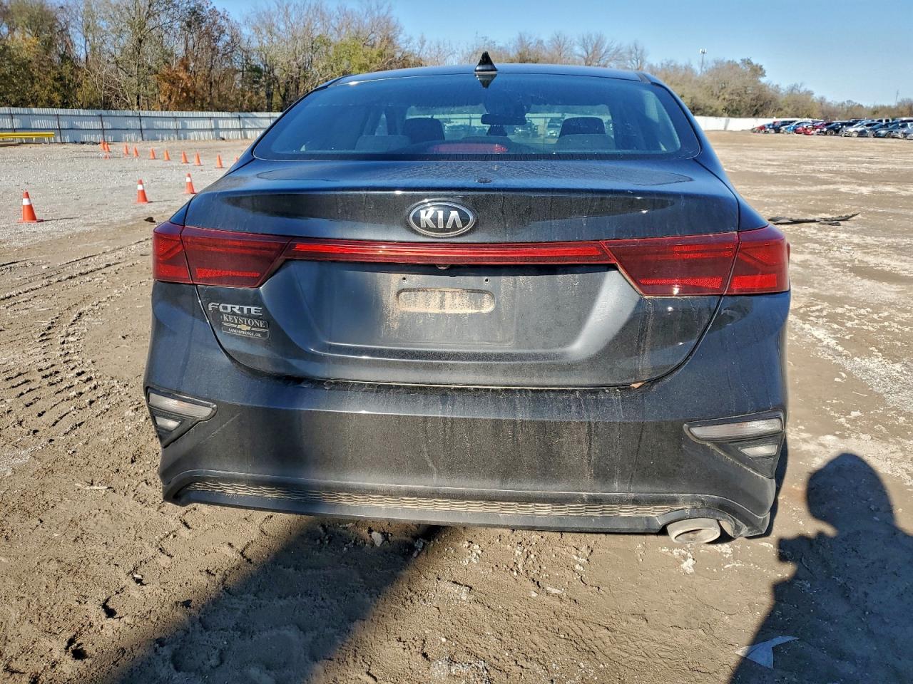 Kia Forte Fe Image 5