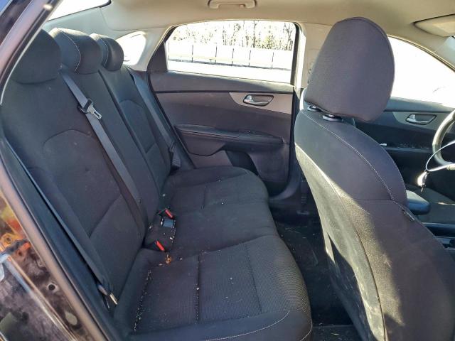 Kia Forte Fe Image 11