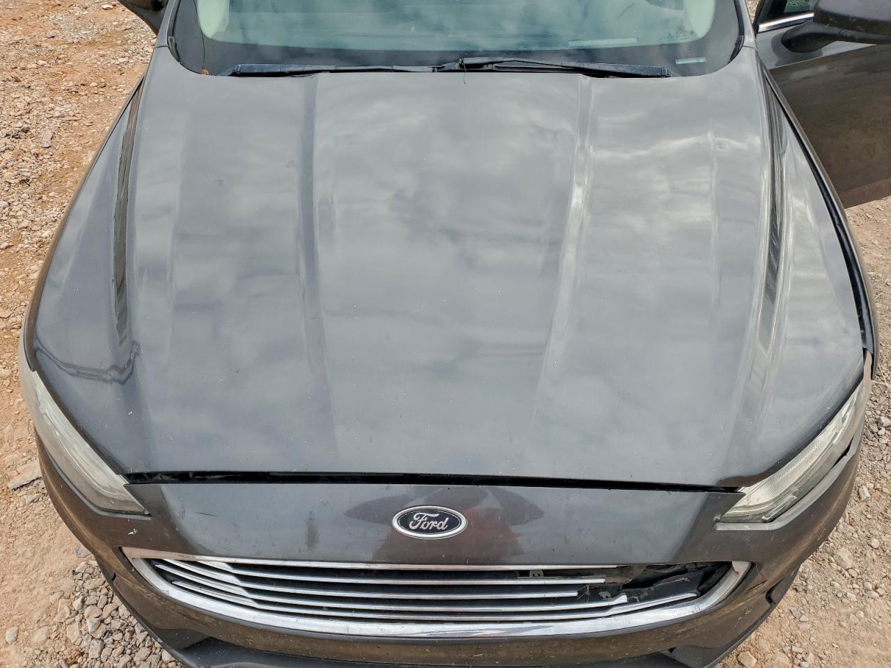 Ford Fusion Se Image 2