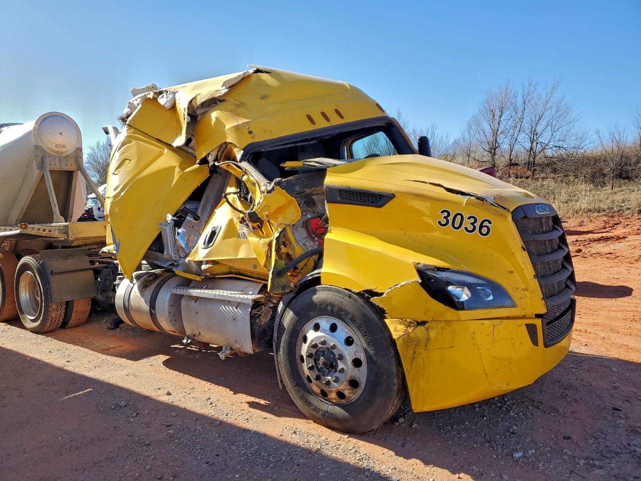 Freightliner Cascadia 1 Image 1