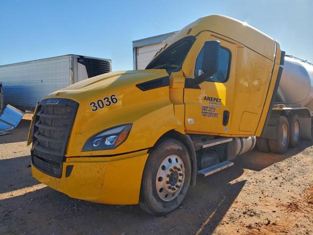 Freightliner Cascadia 1 Image 9
