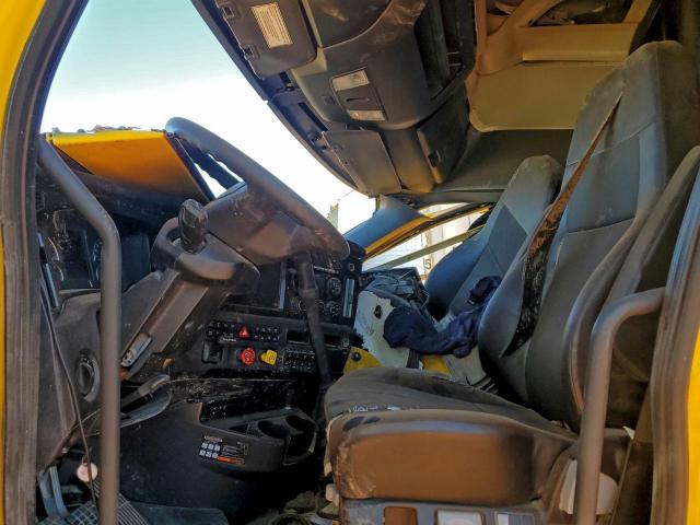 Freightliner Cascadia 1 Image 7