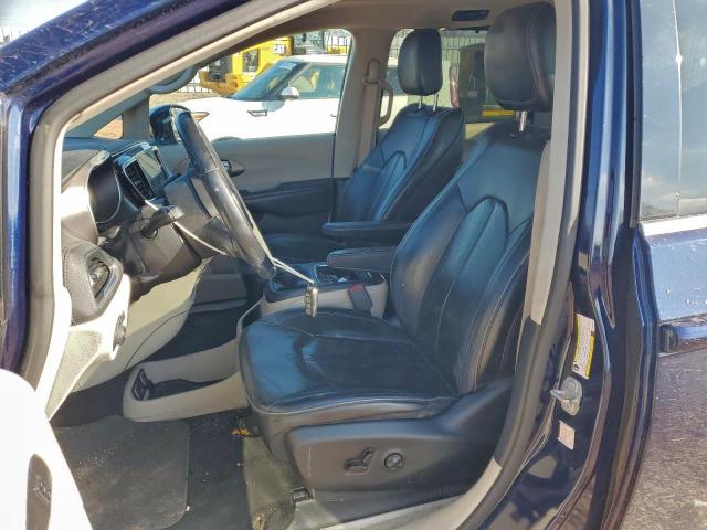 Chrysler Pacifica Limited Image 5