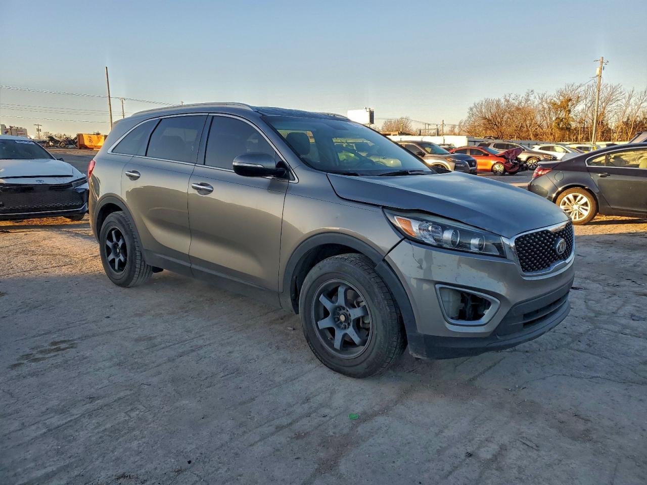 Kia Sorento Lx Image 2