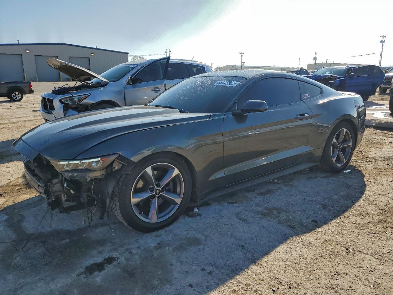 Ford Mustang Image 1