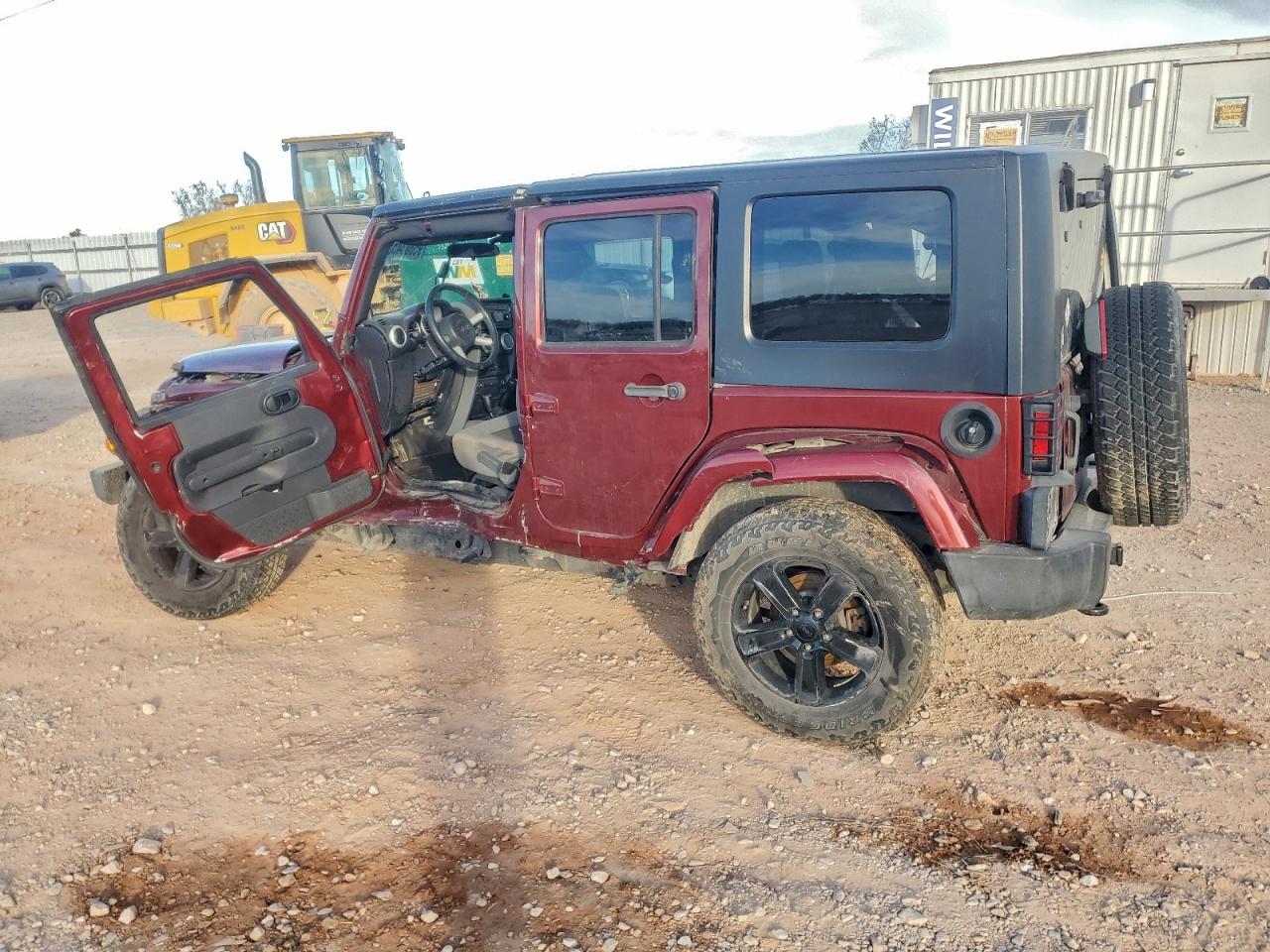 Jeep Wrangler Sahara Image 10