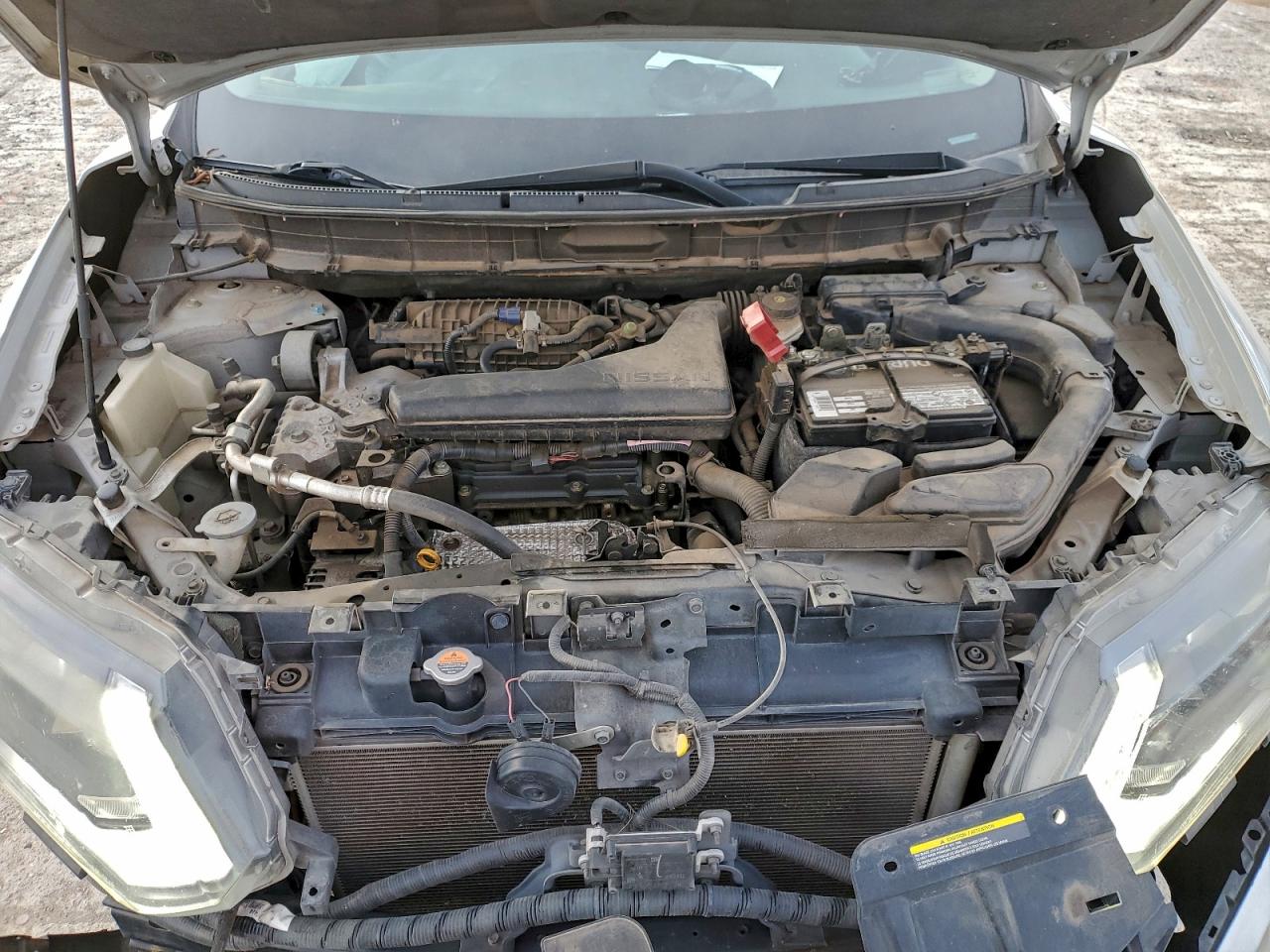 Nissan Rogue S Image 10