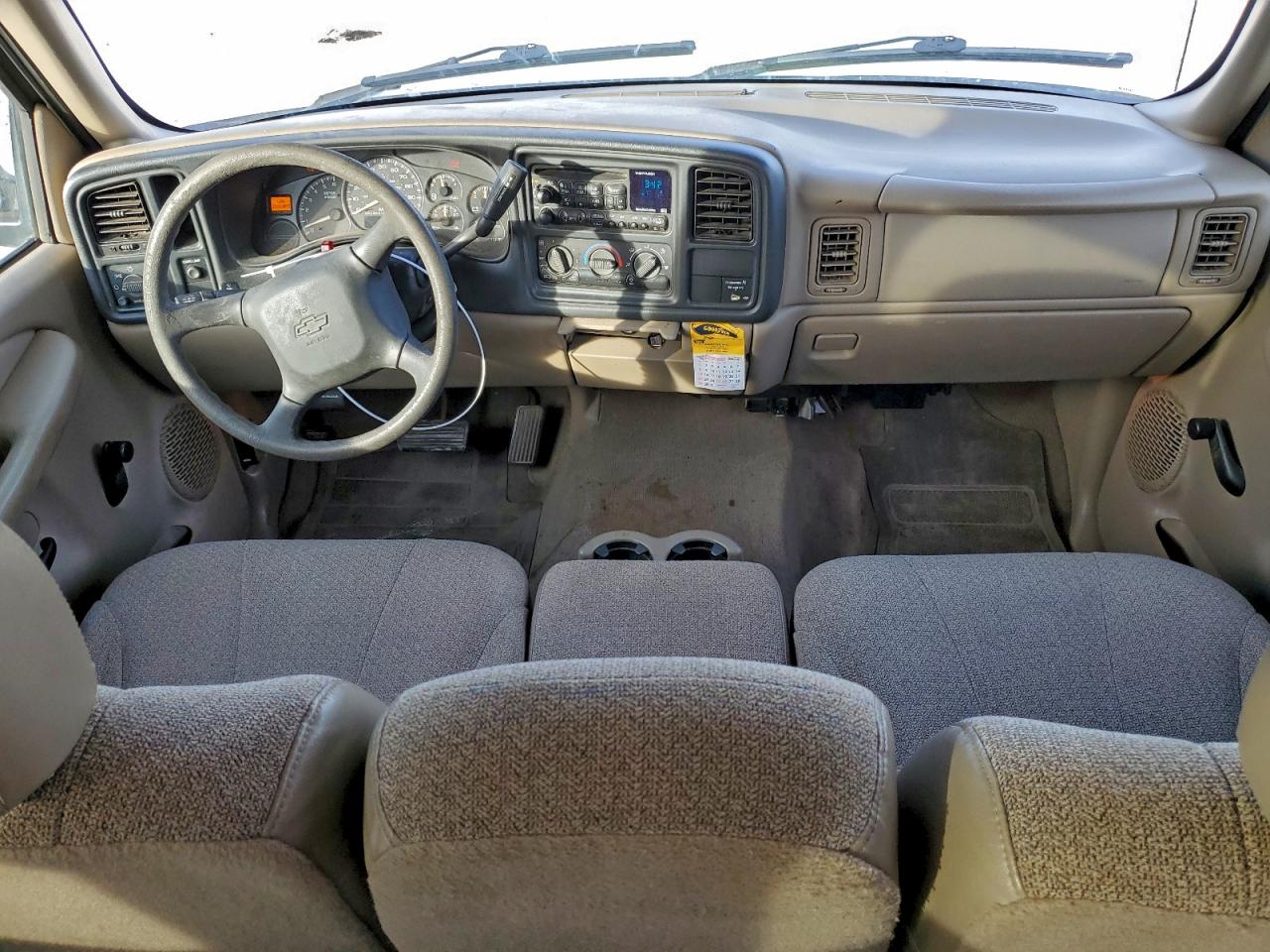 Chevrolet Silverado C1500 Image 7