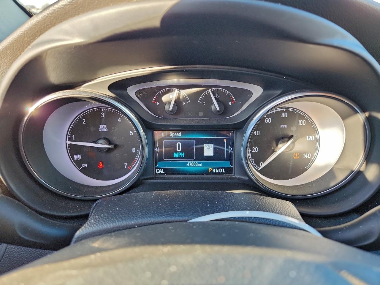 Buick Envision Essence Image 8