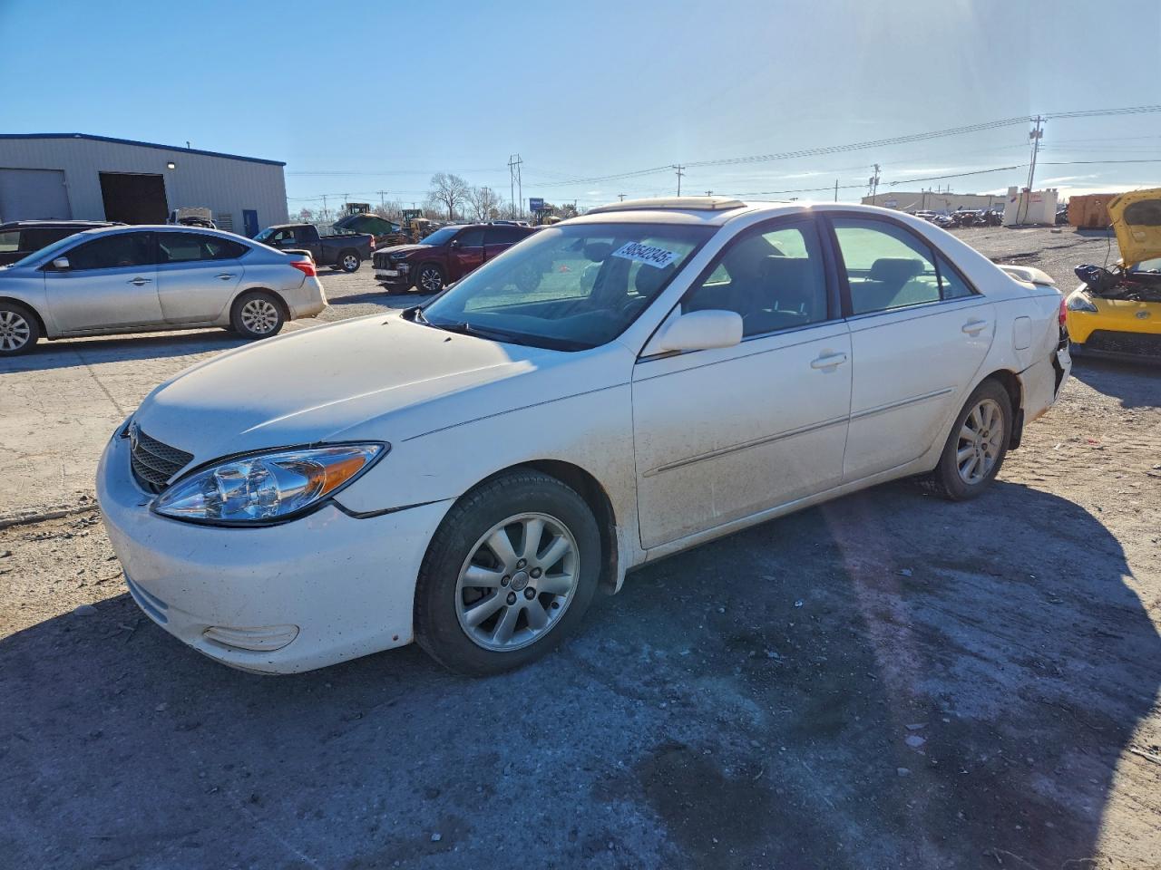 Toyota Camry Le Image 1