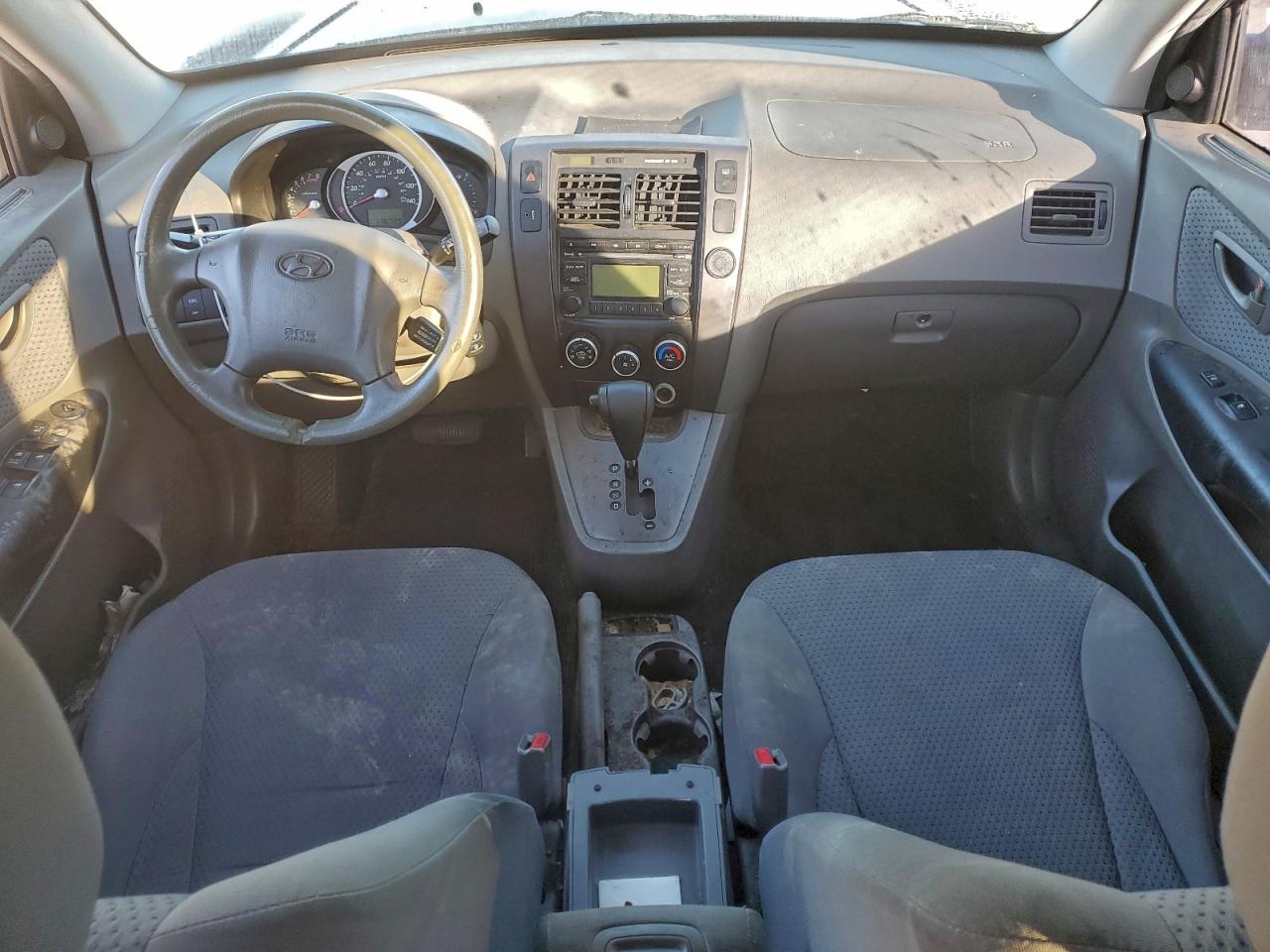 Hyundai TUCSON Gls Image 8