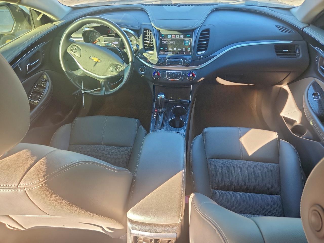 Chevrolet Impala Lt Image 3