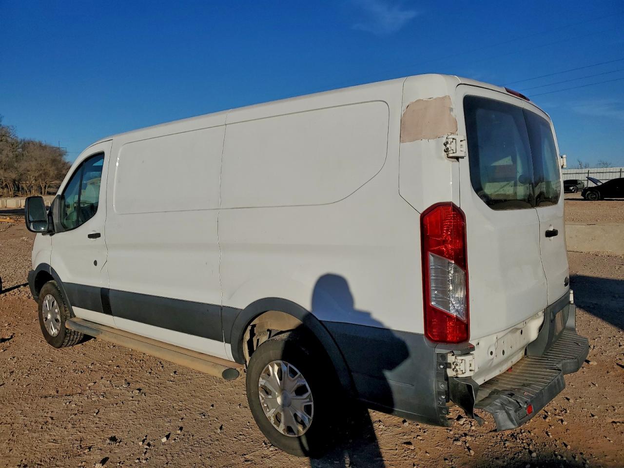 Ford Transit T-250 Image 3