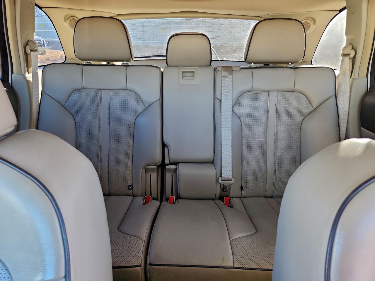 Lincoln MKX Image 10