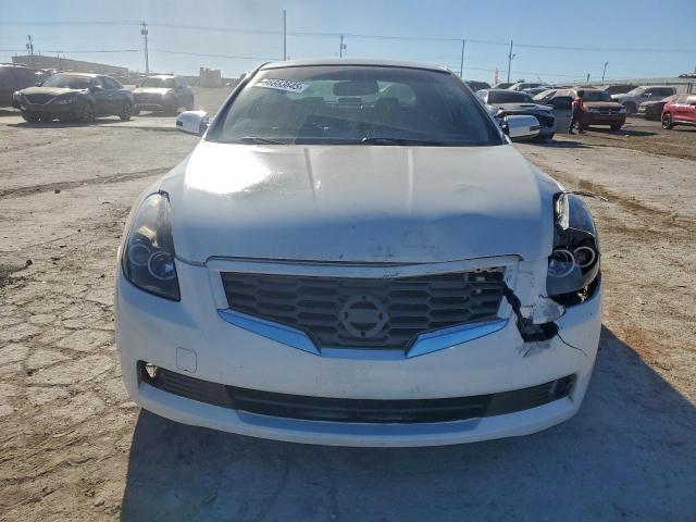 Nissan Altima 3.5se Image 7