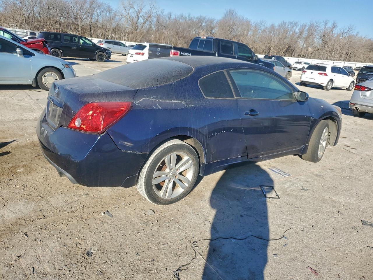 Nissan Altima S Image 5