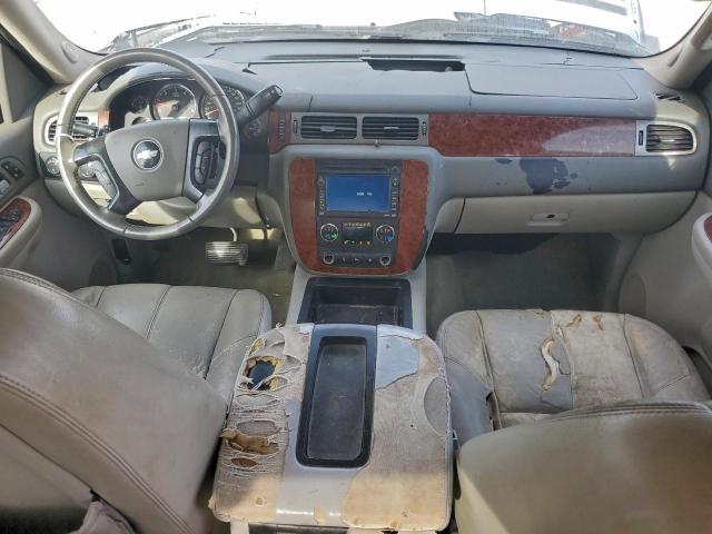 Chevrolet Silverado K2500 Heavy Duty Image 8