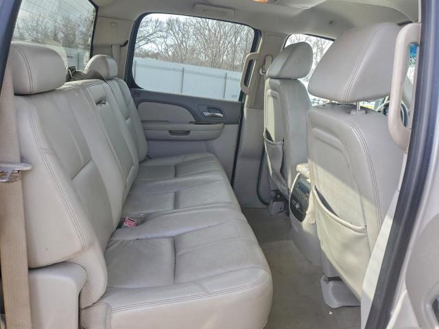 Chevrolet Silverado K2500 Heavy Duty Image 9