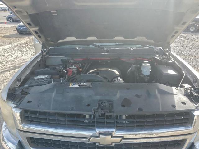 Chevrolet Silverado K2500 Heavy Duty Image 11